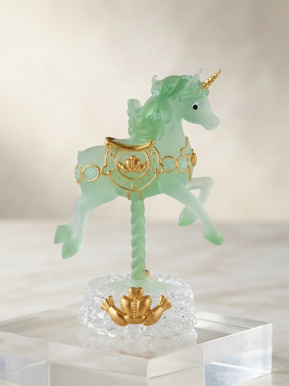 Rare-Irish Friends & Fortune Unicorn Carousel by Hamilton Collection. #0684A